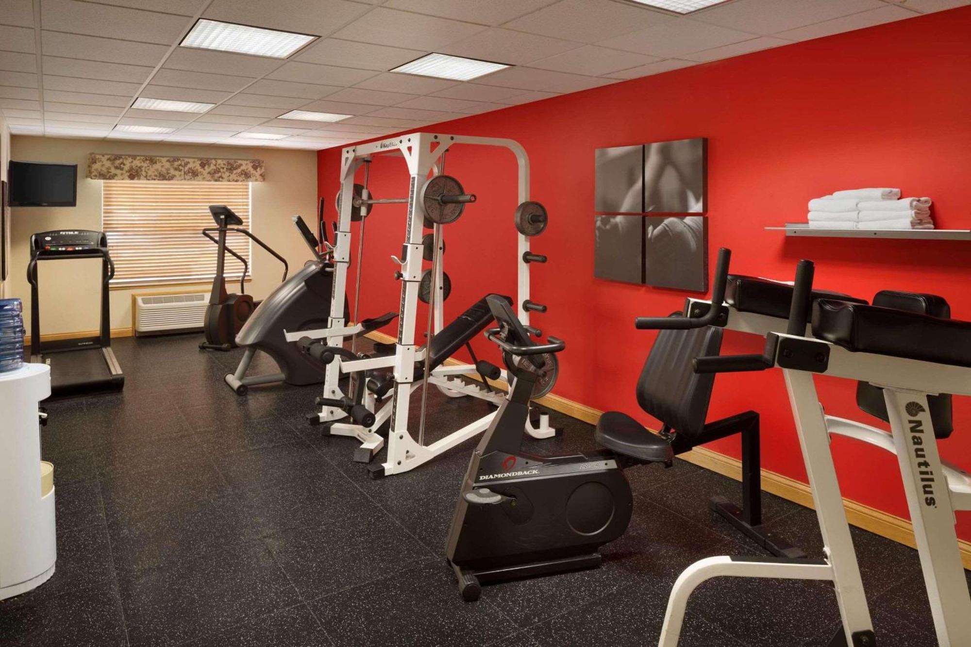 Country Inn & Suites By Radisson, Louisville East, Ky Dış mekan fotoğraf