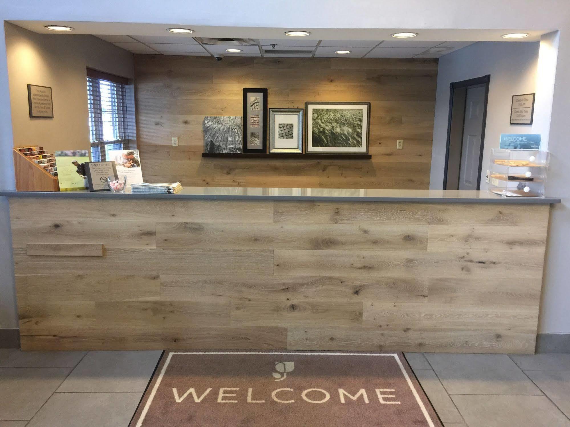 Country Inn & Suites By Radisson, Louisville East, Ky Dış mekan fotoğraf